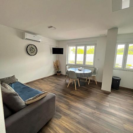 Gm Gite Maison Neuve Et Tout Confort Lucey Экстерьер фото