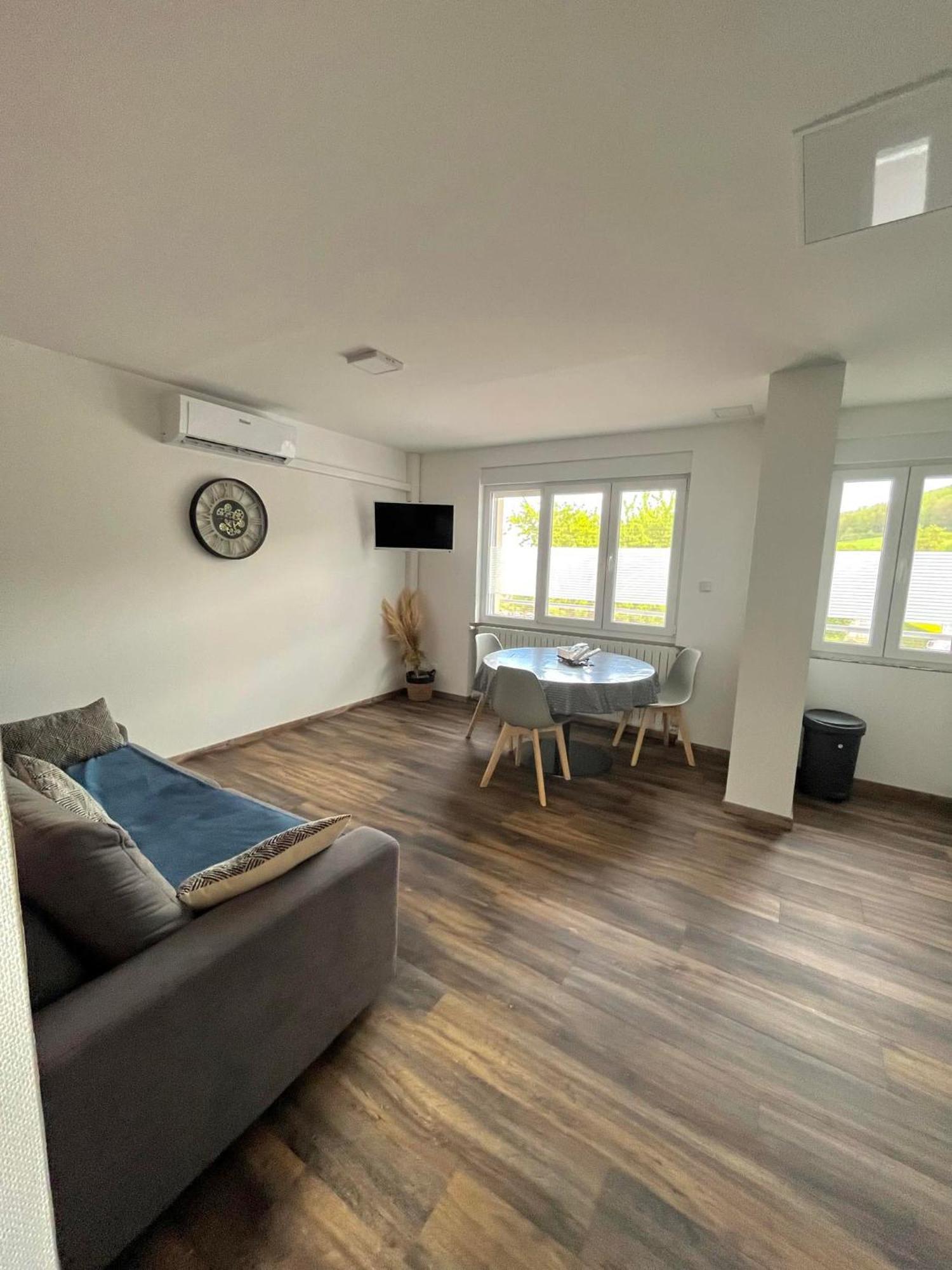 Gm Gite Maison Neuve Et Tout Confort Lucey Экстерьер фото